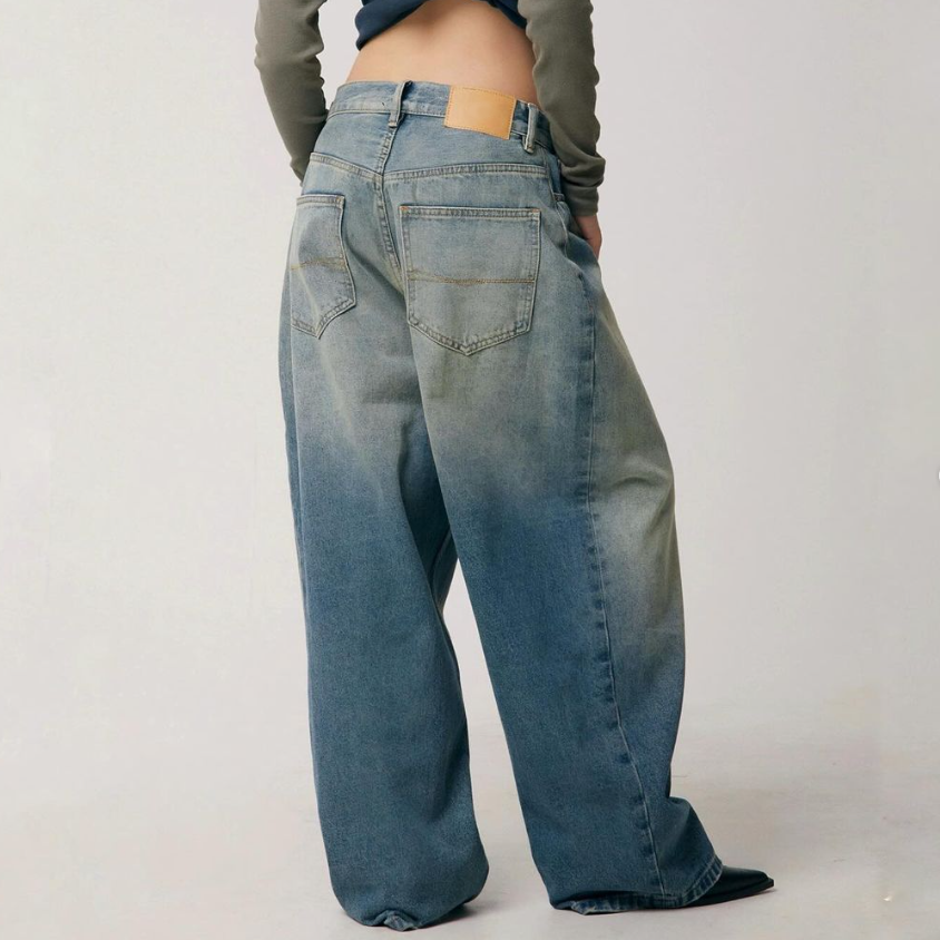 Wholesale Plain Jeans for Women Fashion Style Vintage Blue Washing Oversize Denim Pants Custom Brand logo Women's Jeans