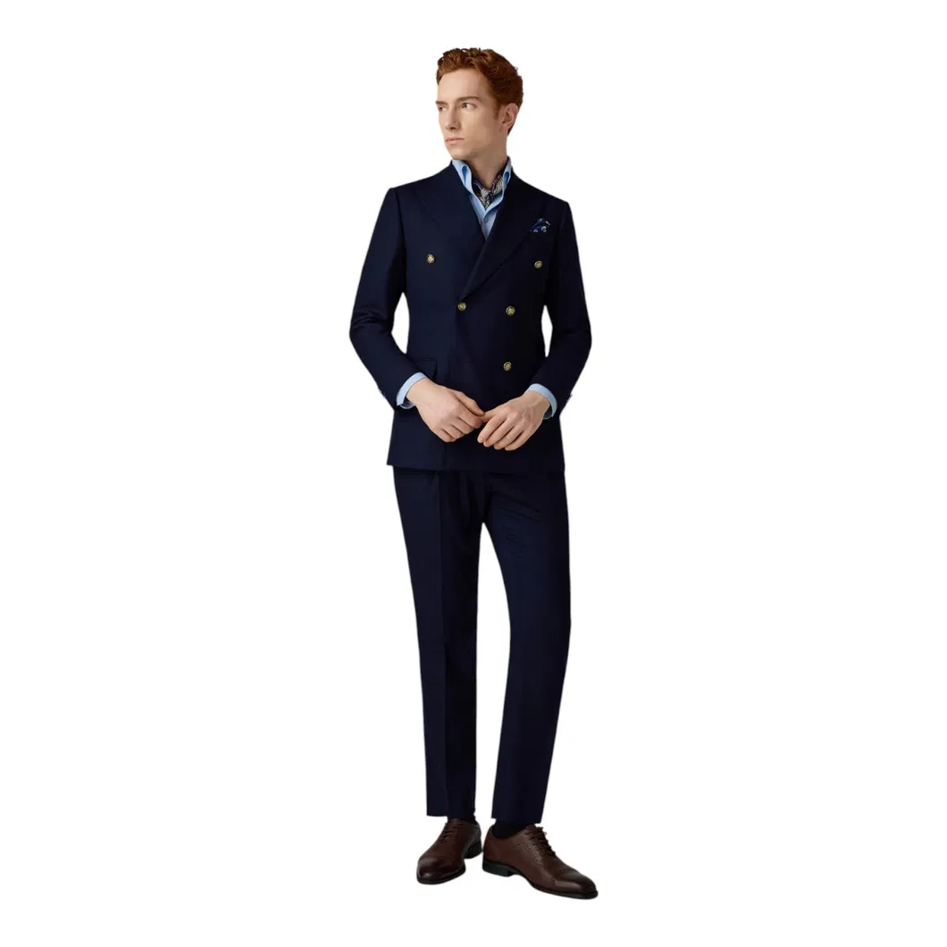 Suit Detail 1
