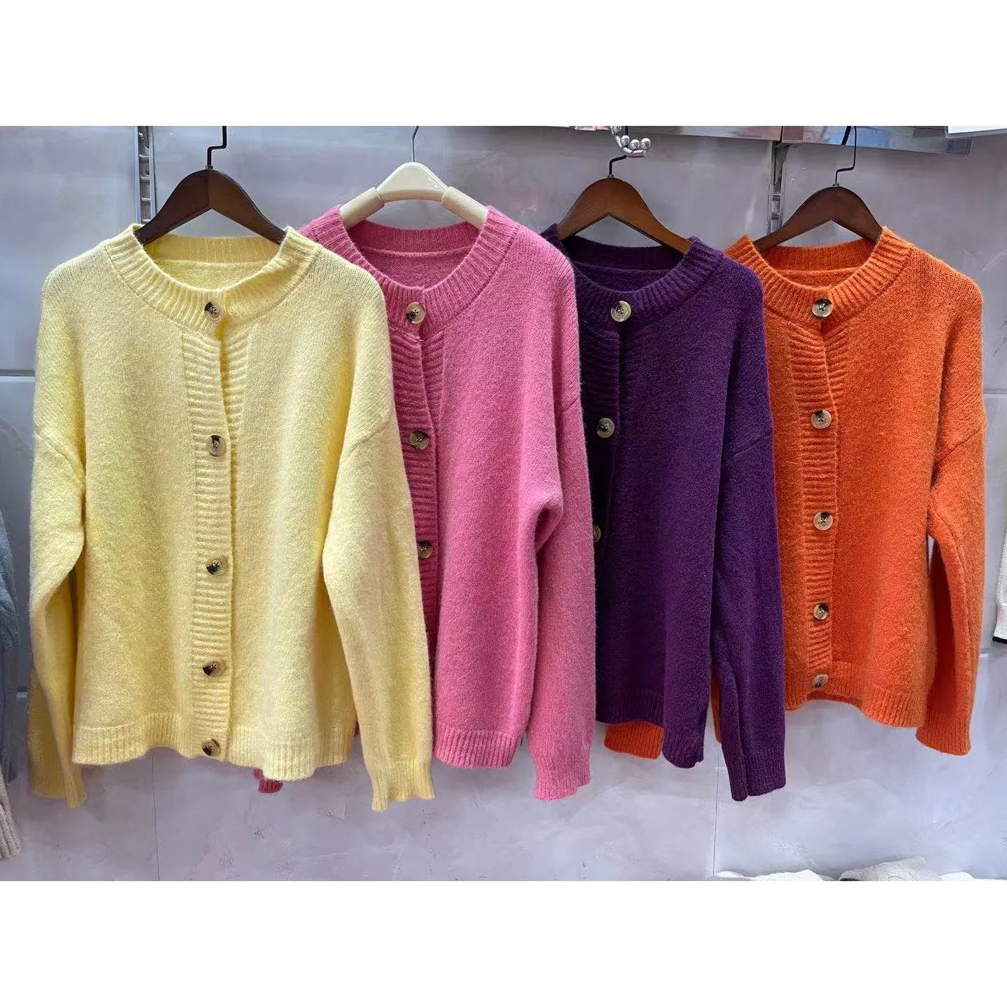 2026 Fashion Women's Cardigan Sweater: Stylish, Comfortable, and Elegant for Every Season