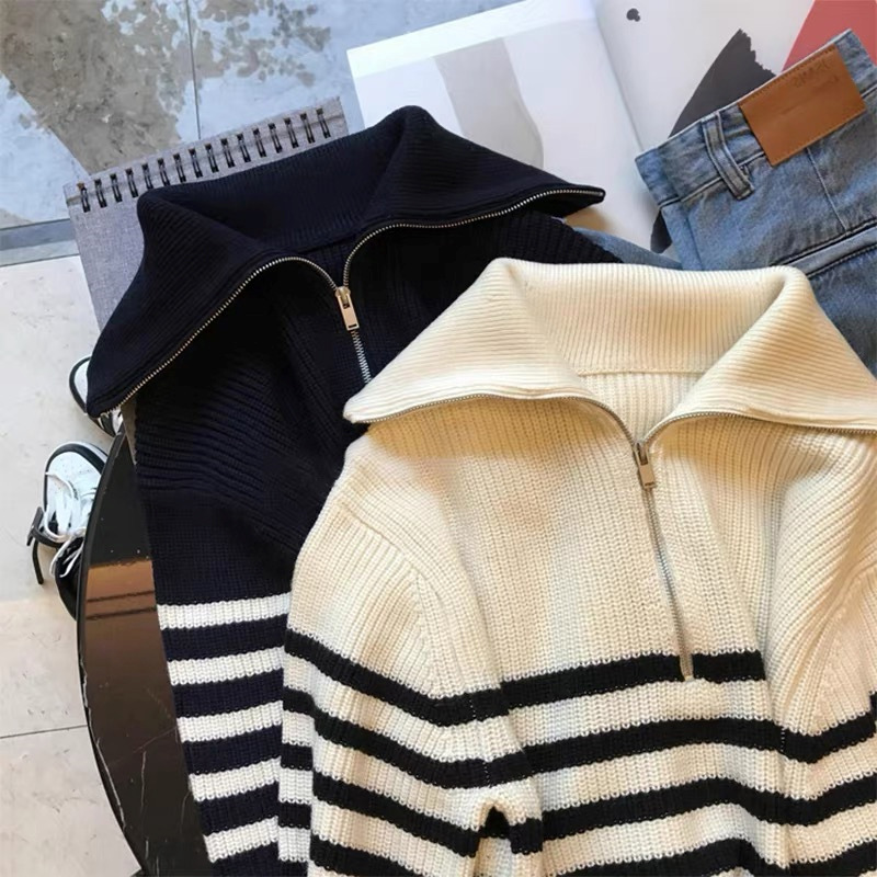 KinLing 2025 Women's Loose Top Neck Sweater New Autumn Winter Knitwear Outerwear Cardigan Casual Style Solid Pattern Thin Weave