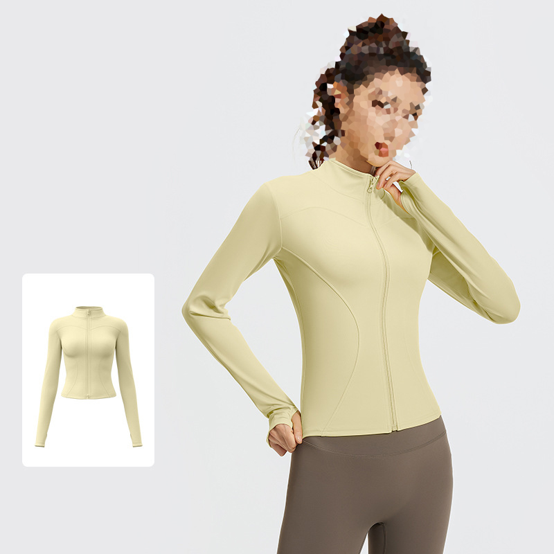 Stylish Women's Fitness Outerwear Made from Durable Polyester with Quick Evaporation Feature
