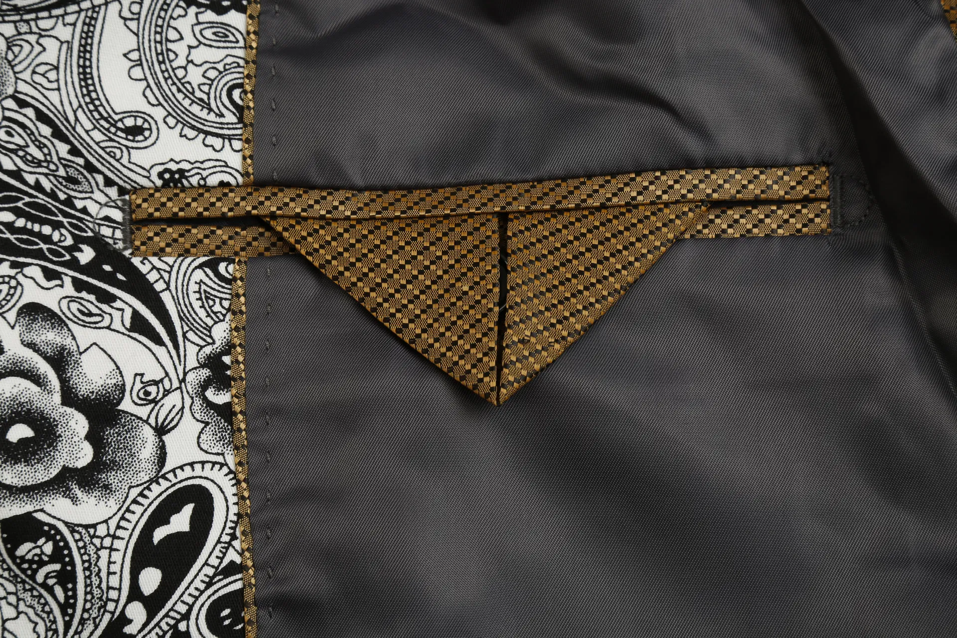 Suit Detail 2