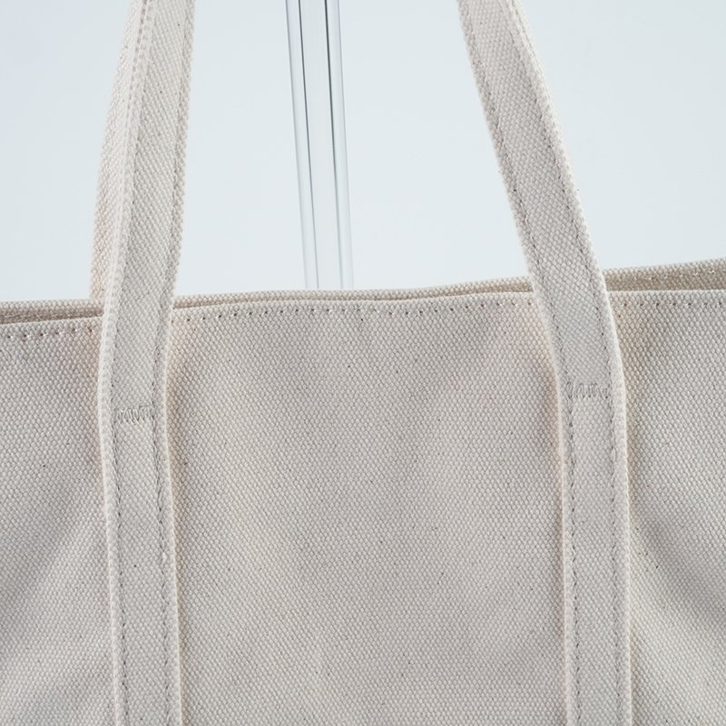 Chic and Sustainable Bags for Women on The Go
