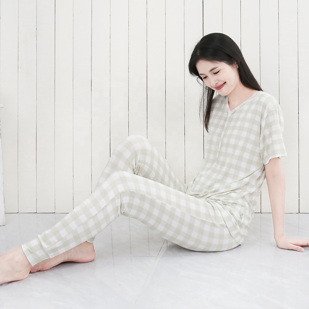 New Arrive 95% Bamboo Viscose Popular Style Lounge Night Dress with Buttons for Home Use Breathable Women's Sleepwear Set