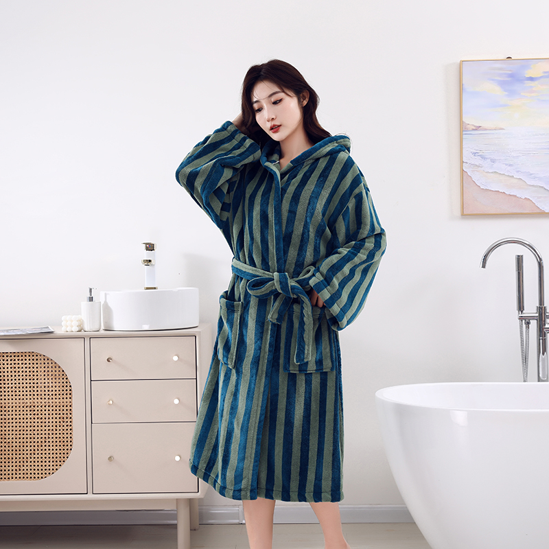 Women's High Quality Warm Long Winter Bathrobe Set Stripe Designer Home Loungewear with Front Logo Fashionable Dressing Gown