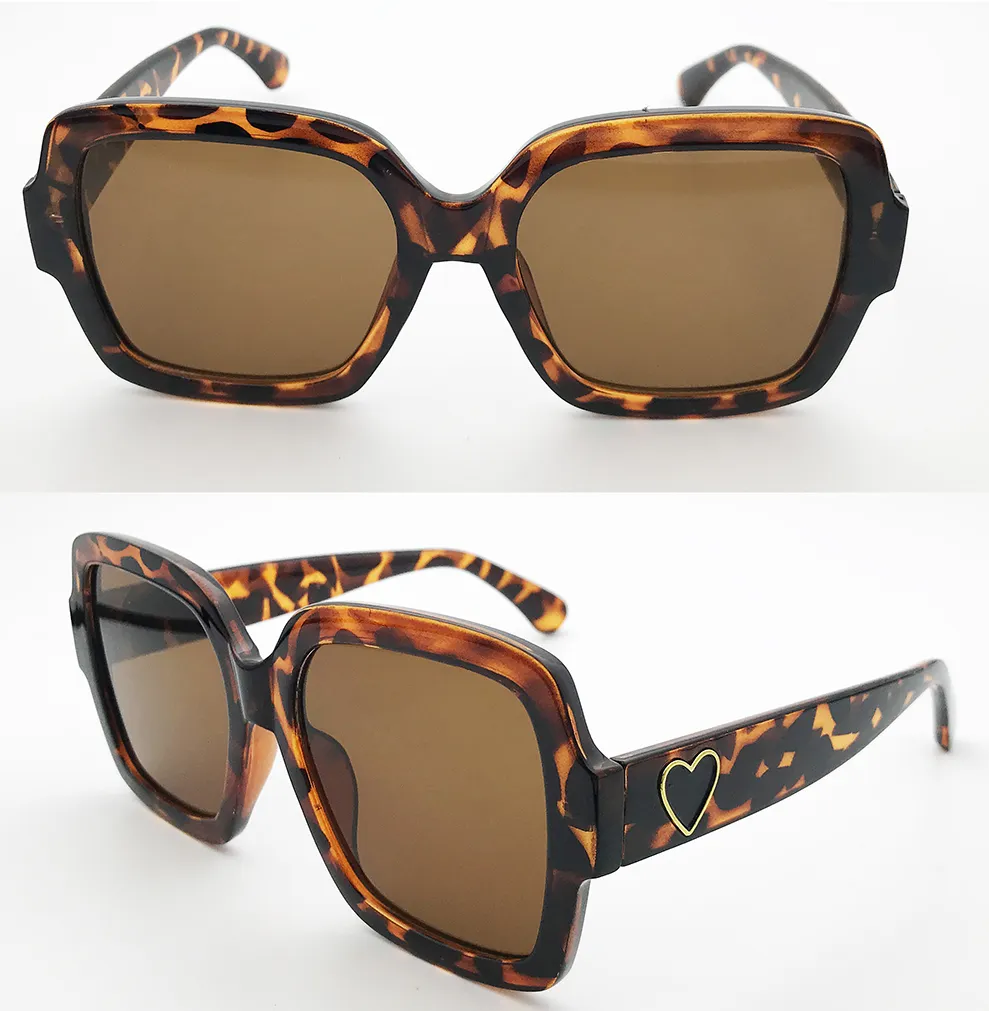 Sunglasses Detail 1