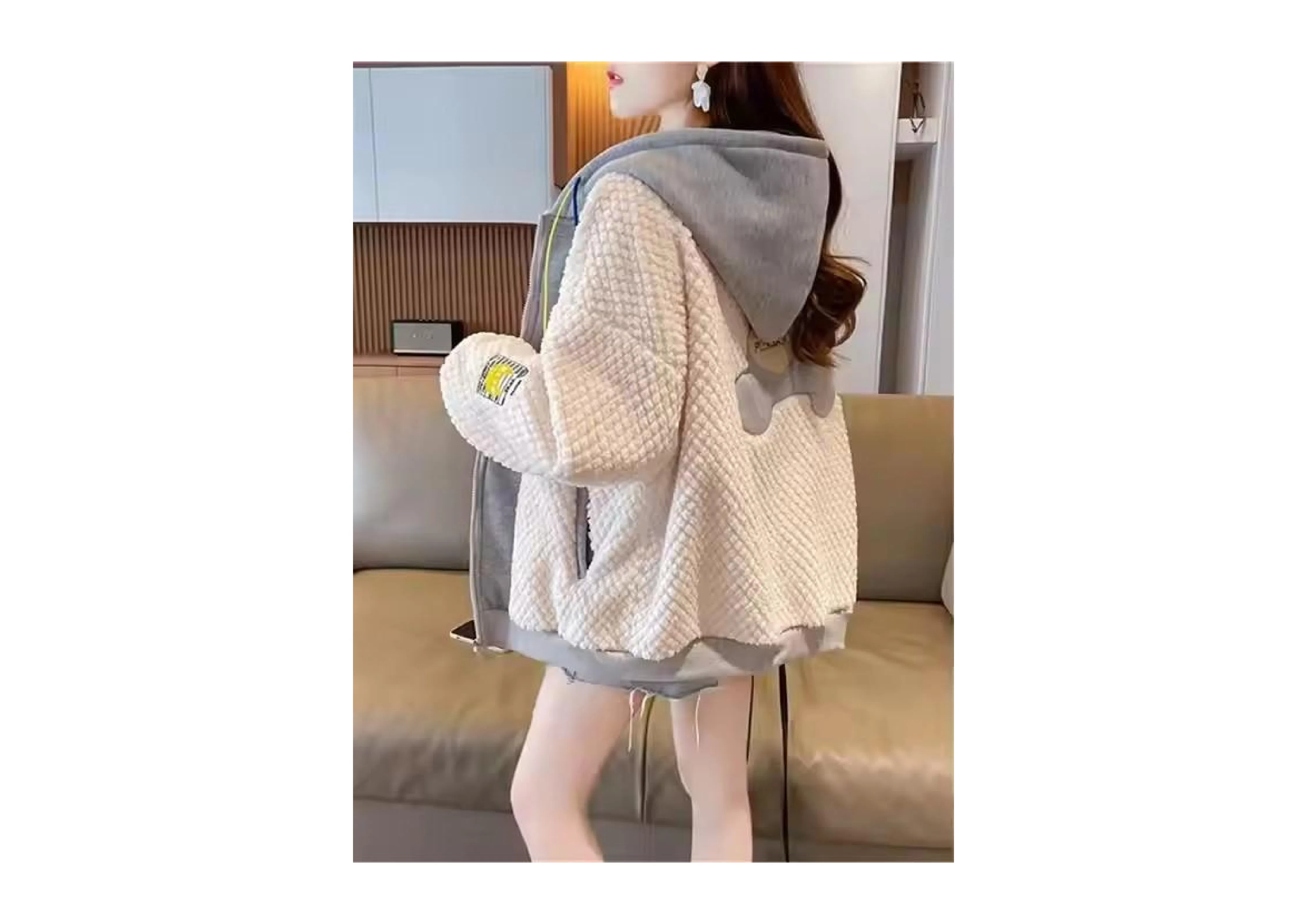 Trendy Plus Size Women's Hoodie with Pockets for Casual Fashion