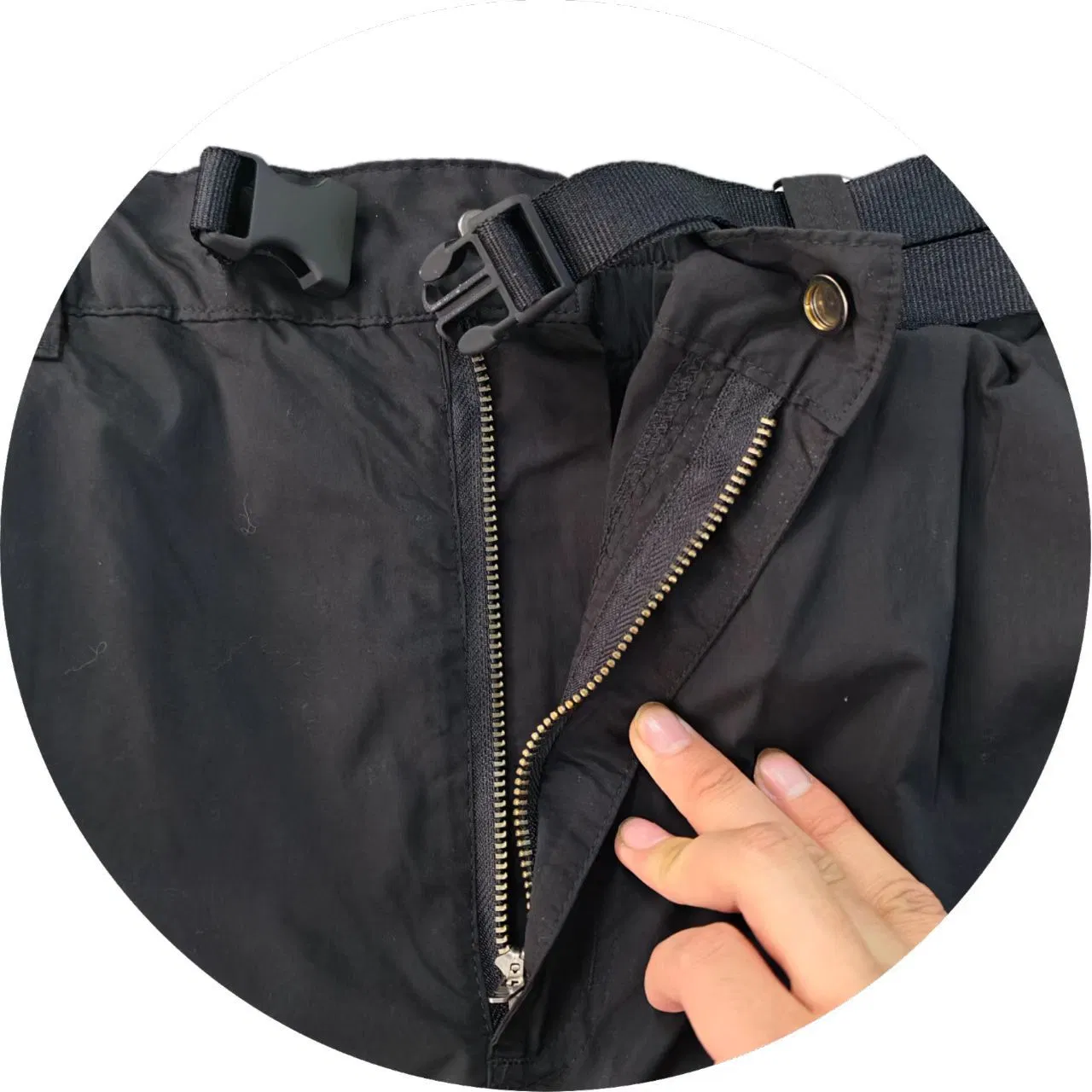 Men's Utility Cargo Shorts with Multiple Pockets and Durable Denim Fabric for Outdoor and Work Use