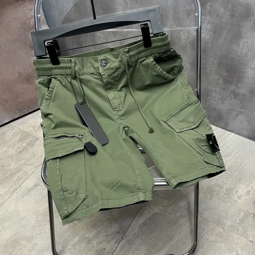 Casual Cargo Shorts Detail