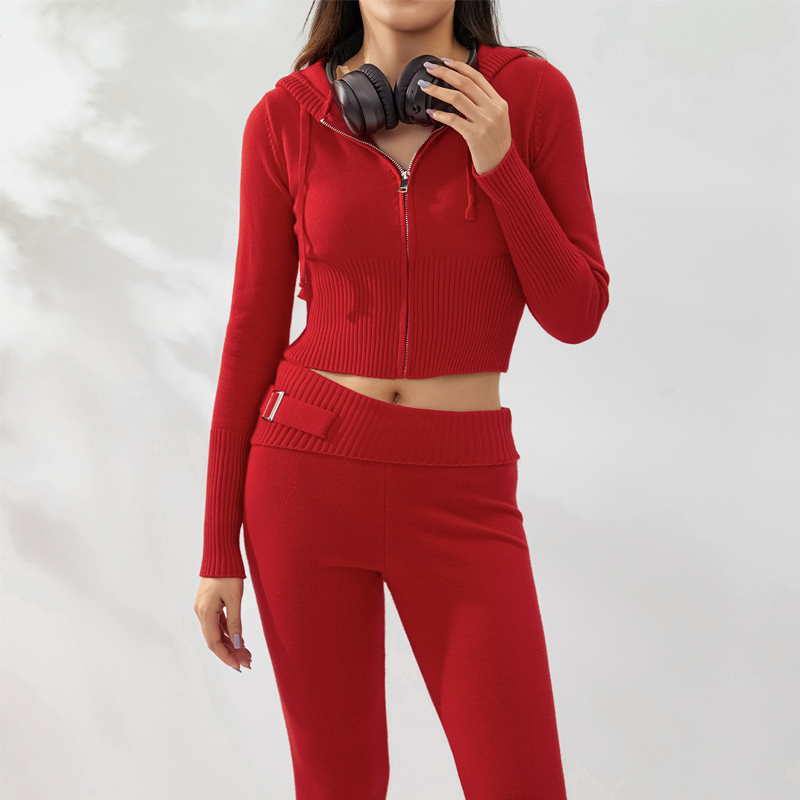 Fashionable Slim-Fit Women's Knitwear Set-Short Zip-Hoodie with Flared Trousers, Figure - Hugging Style