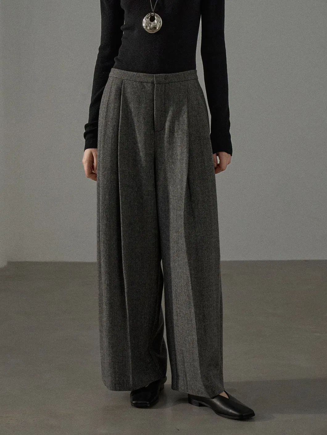 High-Waisted Wool Herringbone Wide-Leg Trousers 4