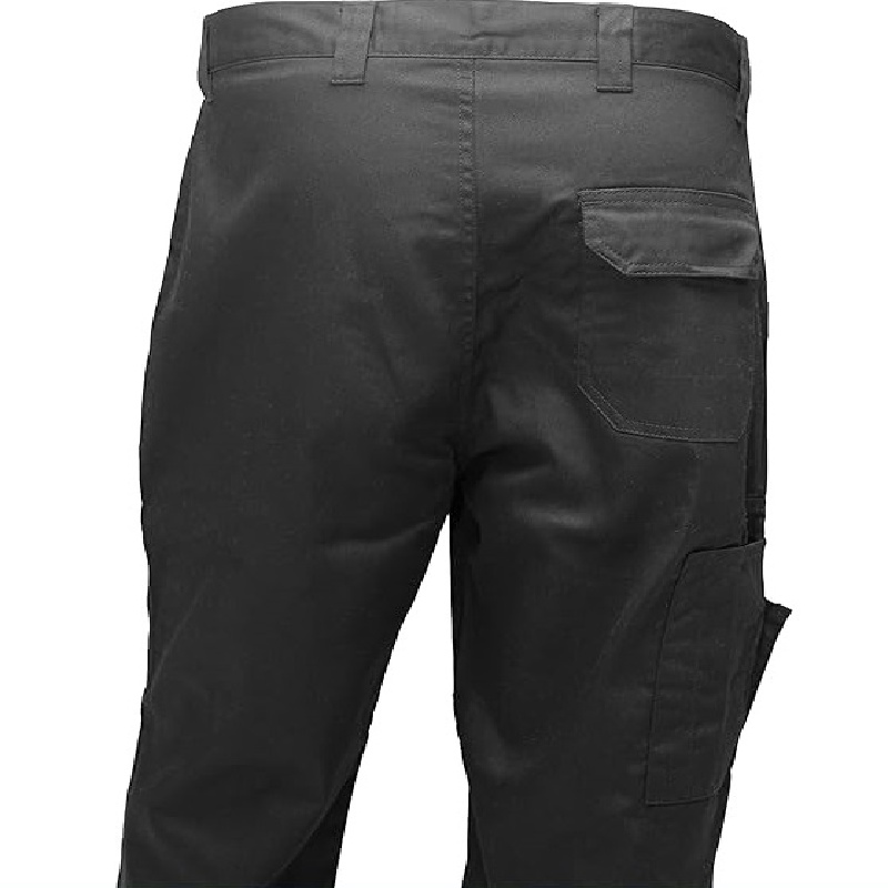 Versatile Black Cargo Trousers with Multi-Pockets for Men