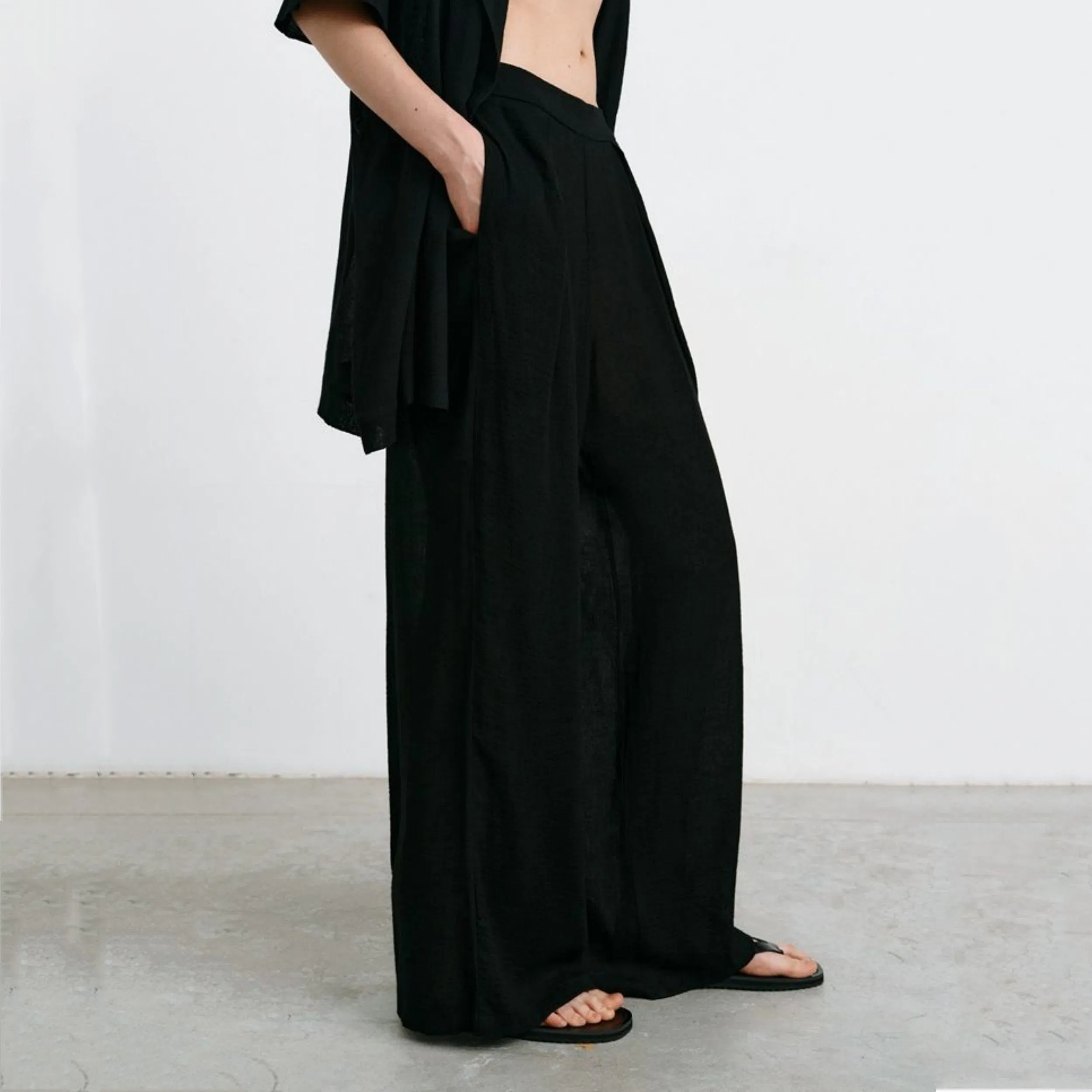 Factory Customization Stylish Women's Wide Leg Linen Trousers for Summer Comfort