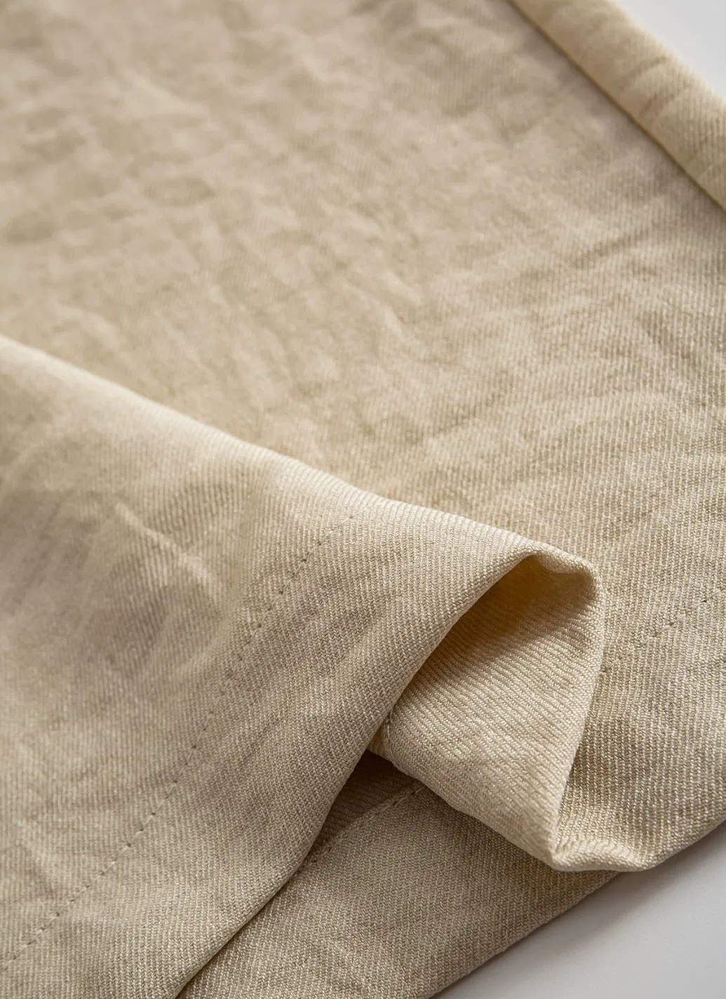 Stylish Women's Wide-Leg Trousers in Soft Lyocell Linen