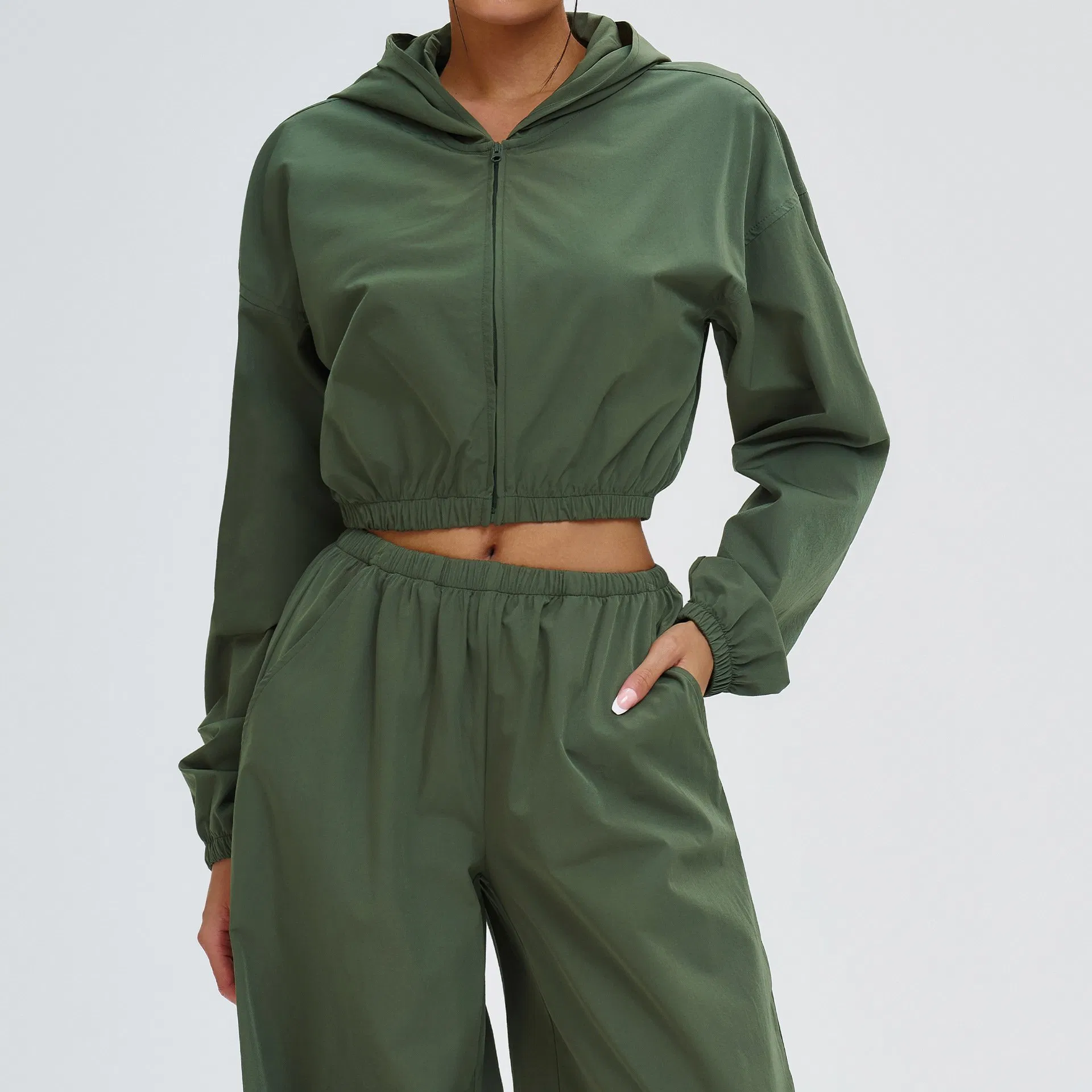 Outdoor Sun-Protective Coat with Zipper Windproof Hooded Jacket Cycling and Mountaineering Sports Outer Jacket