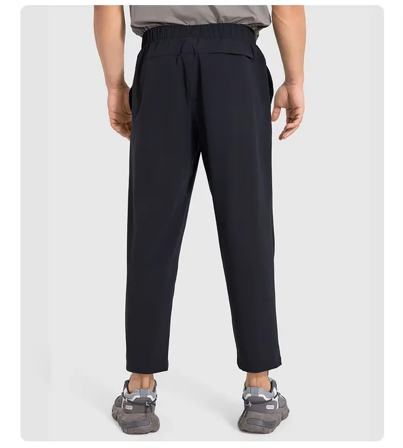 Track Pants Detail 9