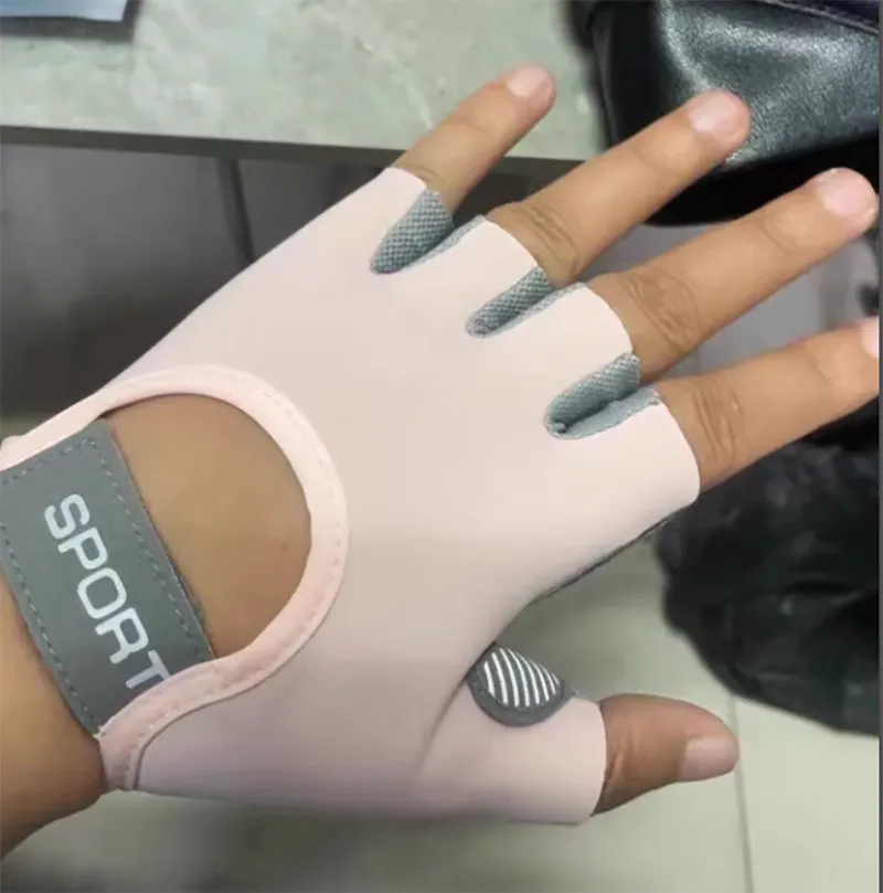 Breathable Mesh Detail