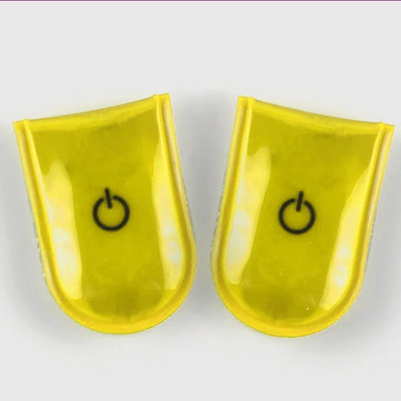Reflective Magnetic Clip 9