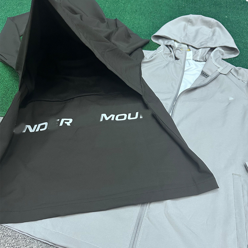 Soccer Men's Lightweight Windbreaker Jacket Hooded Outdoor Sports Jacket for Hiking Cycling Running Breathable Tracksuit