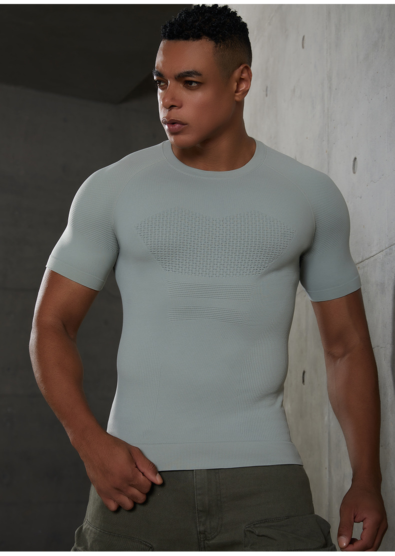 Men Seamless Workout Wear Light Weight Running Sportswear T Shirt Quick Dry Compression Shirts for Men