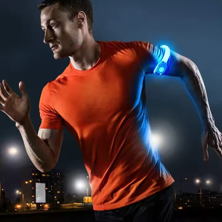 Custom Logo Outdoor Runner Safety Reflective LED Light Adjustable Armband Bracelet for Jogging Running Walker