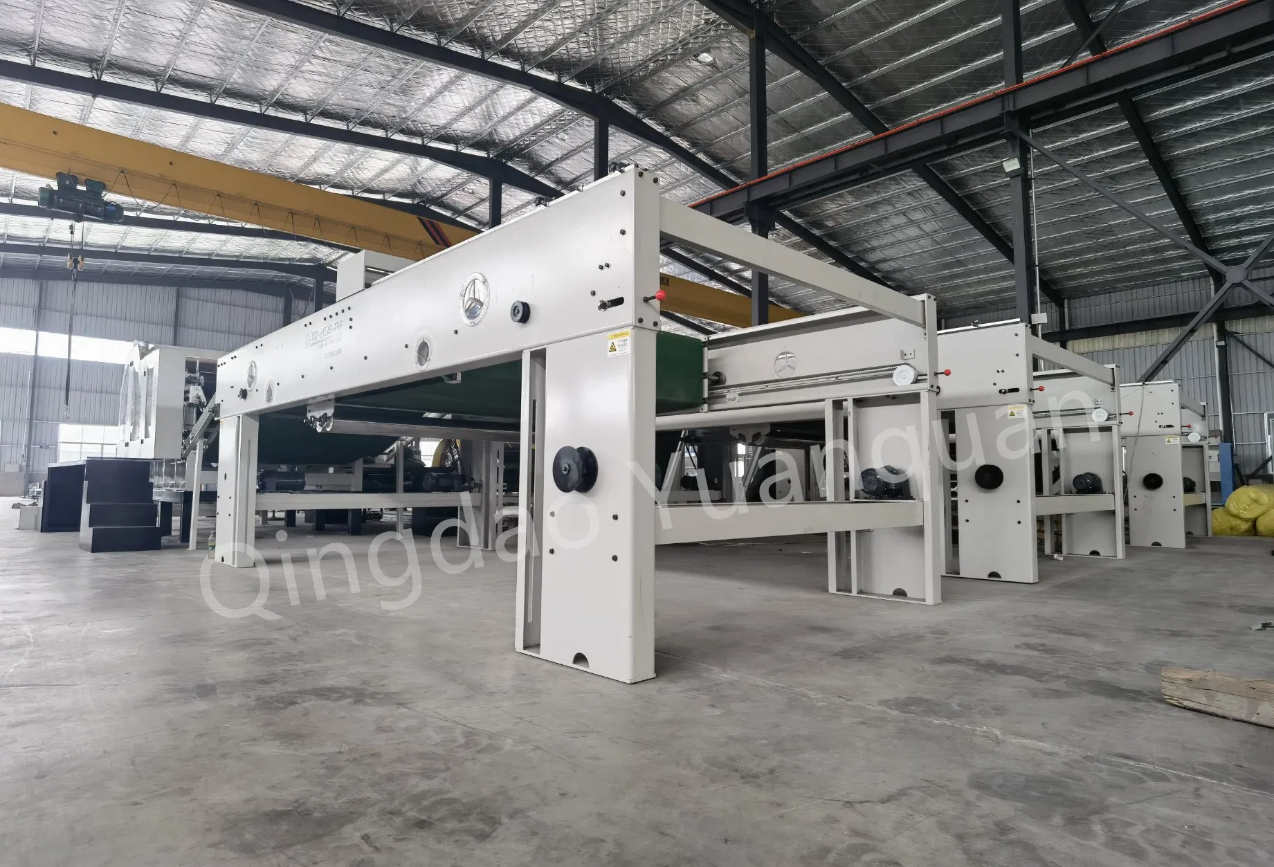 Non-Woven Fiber Layers Making of Cross Lapper for Achcieved Required Thickness