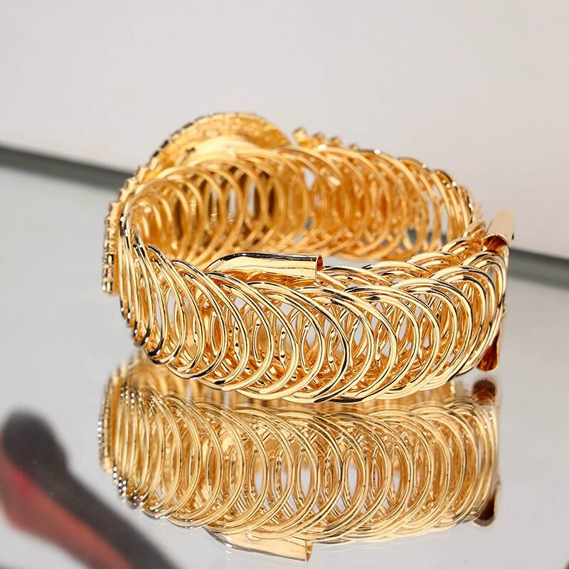 Women Diamond Gold Bangle Watch Ladies Wrist Watches Luxury Brand Rhinestone Women's Bracelet Watches Female Relogio Feminino