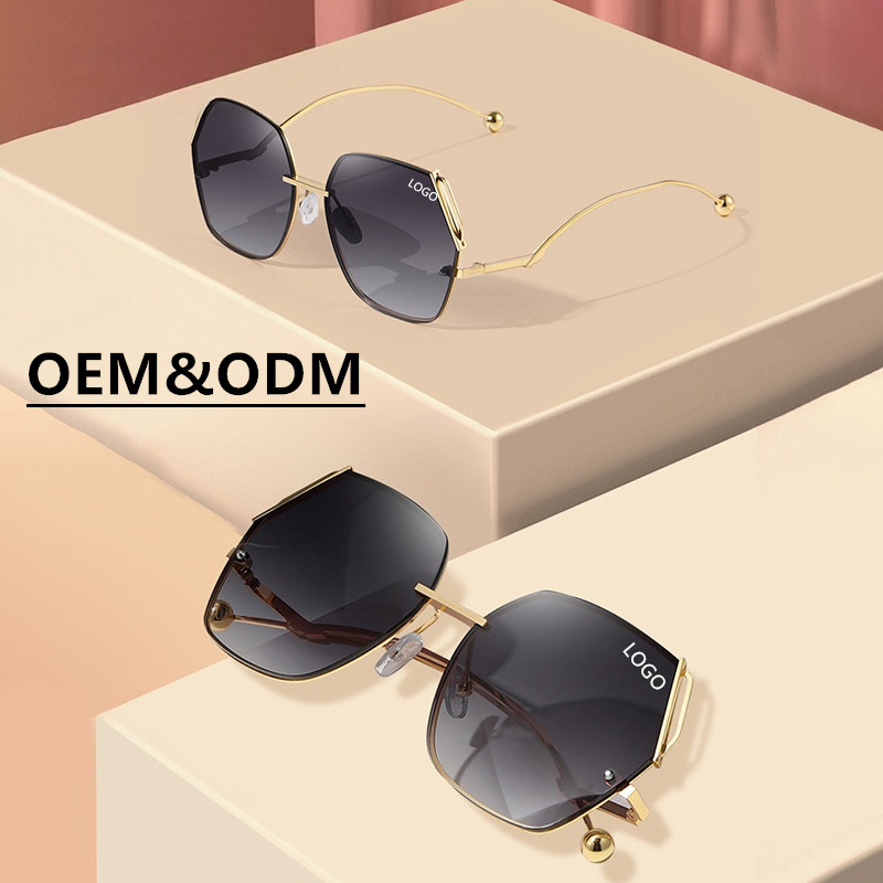 Premium Cat-Eye Sunglasses with UV Protection for Fashion Lovers