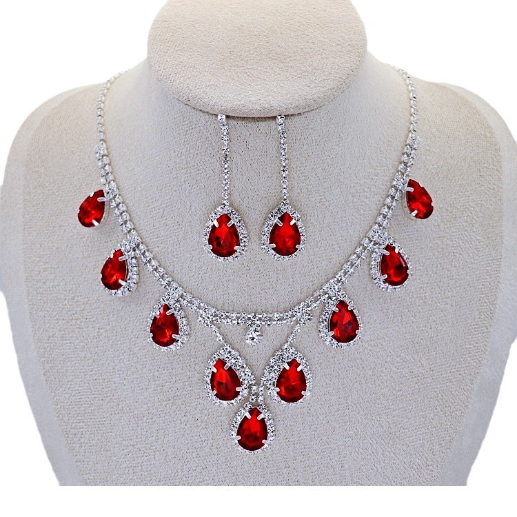 YL European American Women's Fashion Jewelry Sets Hot-Selling Exquisite Necklace and Earrings Bridal Dress Accessories