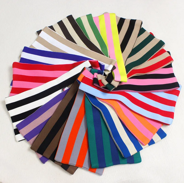 Wholesale New Fashion Small Size Handbag Cute Bow Vest Carrying Knit Bag with Plant Pattern Color Striped