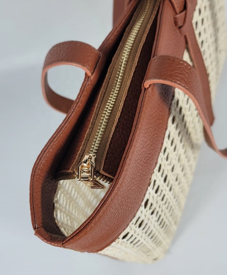Luxury Rattan Webbing Cane Real Cow Leather Dot Pattern Cotton Lining Women Tote Handbag Two Handles Open Closure Tassel Beach