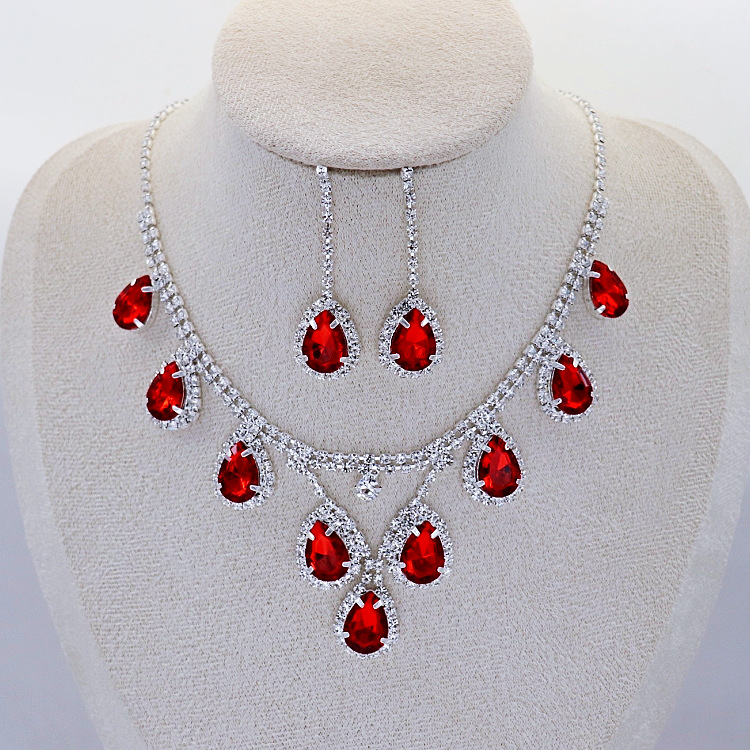 YL European American Women's Fashion Jewelry Sets Hot-Selling Exquisite Necklace and Earrings Bridal Dress Accessories