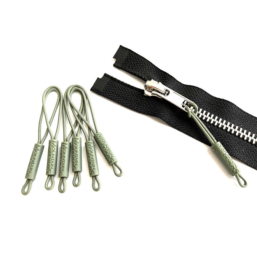 OEM ODM Manufacturer Custom Logo Silicone Rubber Soft PVC Green Rope Zipper Puller for Clothing Bags Garments Handbags