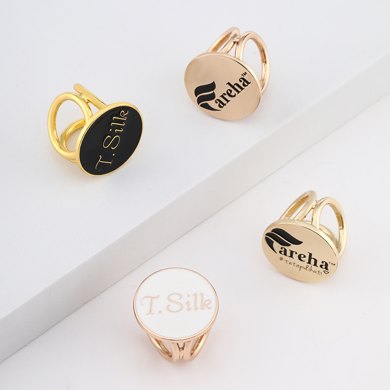 OEM/ODM Custom Fashion Pins Gold Engraved Alloy Scarf Accessories Rings for Wedding Engagement-Custom Brand Logo for Hijab