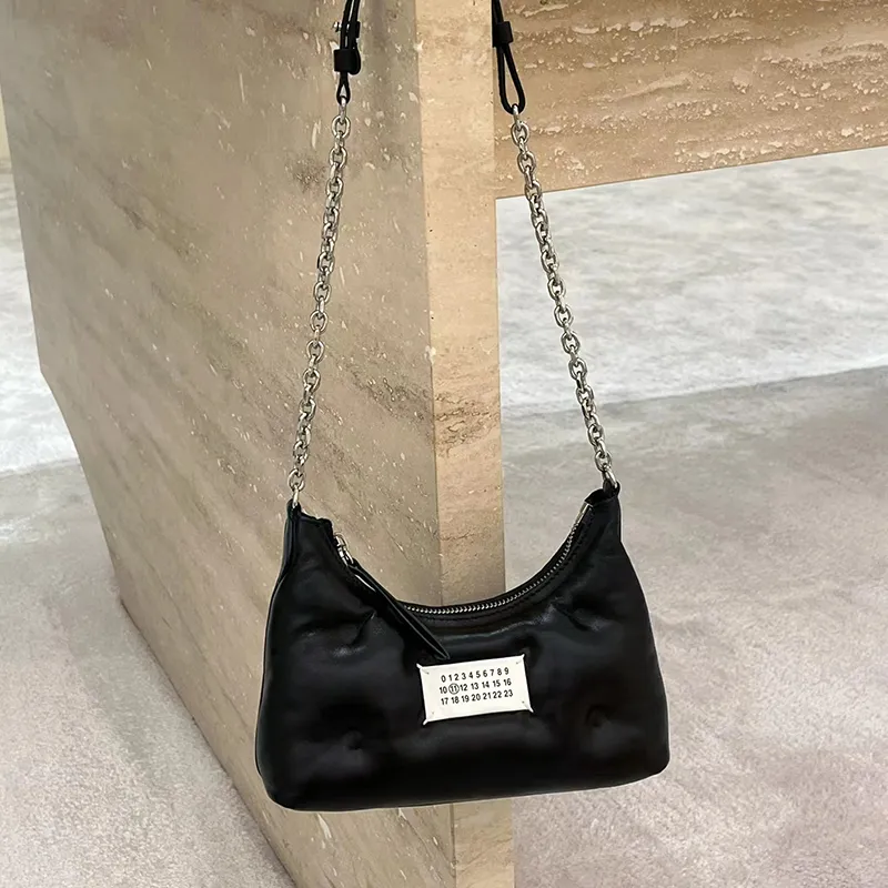 Underarm Bag Inside Detail