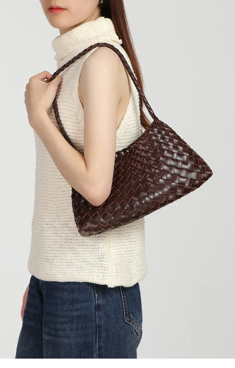 Trendy Chic Ladies Elegantdesigner Shoulder Vegan Leather Fashion Retro Casual High Quality Woven Handbag Braided Luxury Women Premium Bag