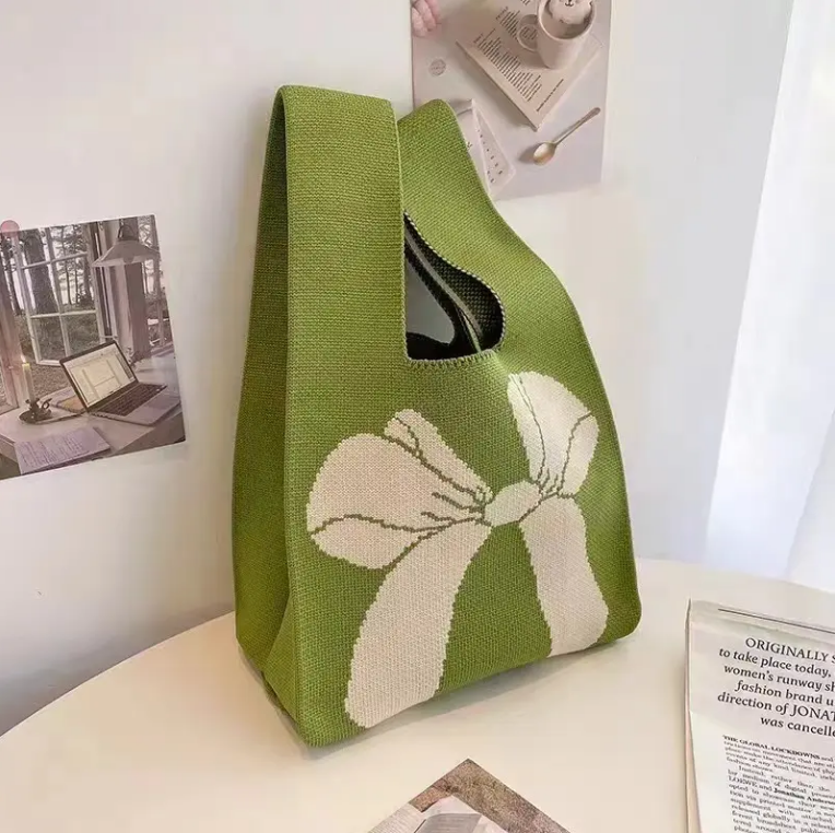 Wholesale New Fashion Small Size Handbag Cute Bow Vest Carrying Knit Bag with Plant Pattern Color Striped