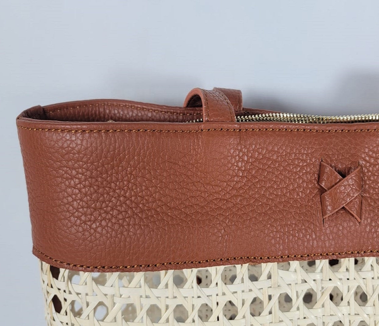 Luxury Rattan Webbing Cane Real Cow Leather Dot Pattern Cotton Lining Women Tote Handbag Two Handles Open Closure Tassel Beach