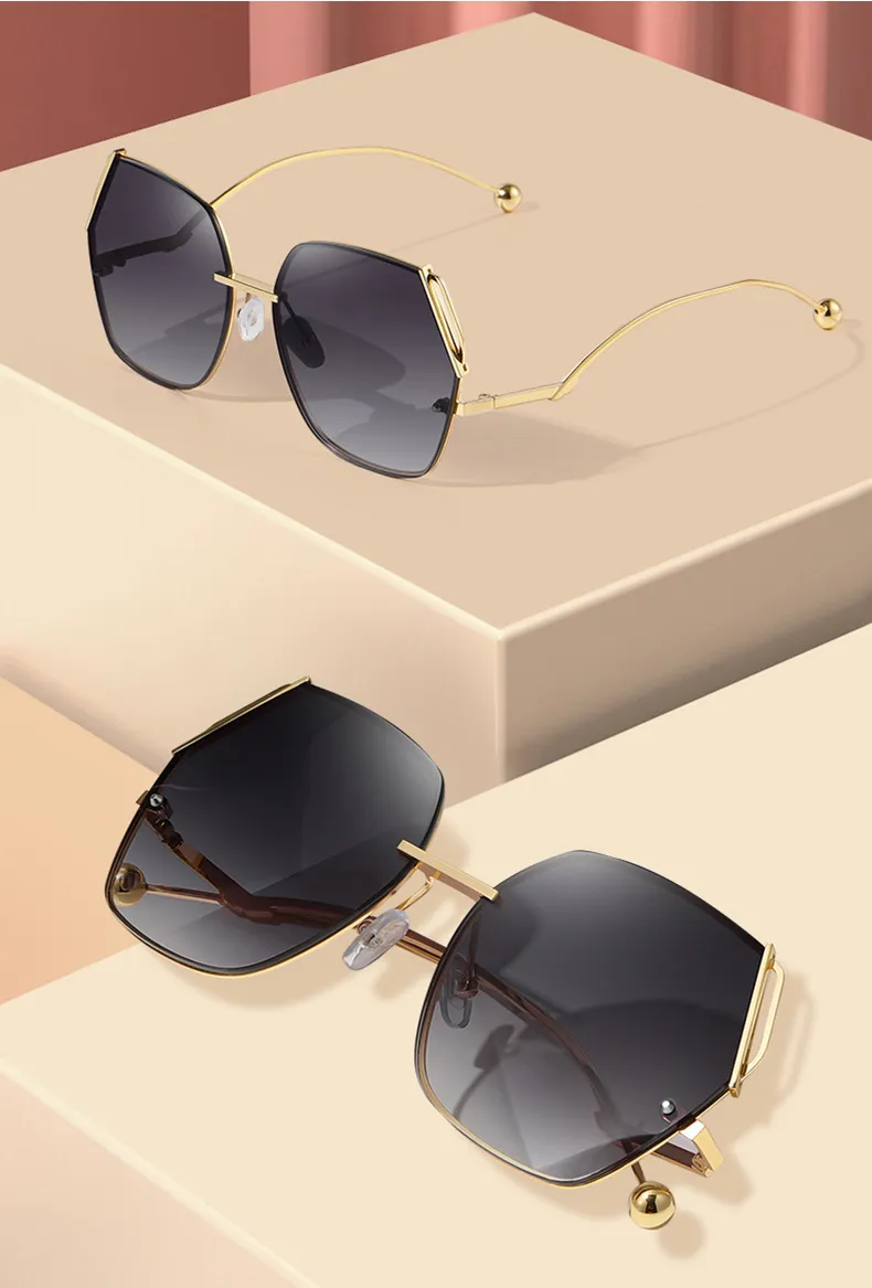 Premium Cat-Eye Sunglasses with UV Protection for Fashion Lovers