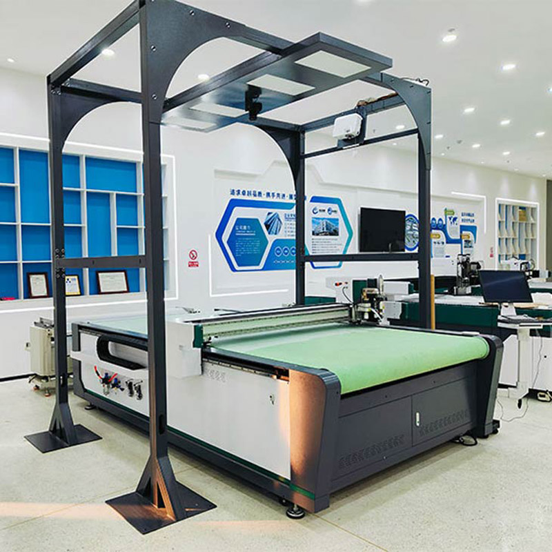 Automatic Genuine Leather Shoes &amp; Jeans CNC Cutting Machine for Men's Production Efficient Leather Production Machinery