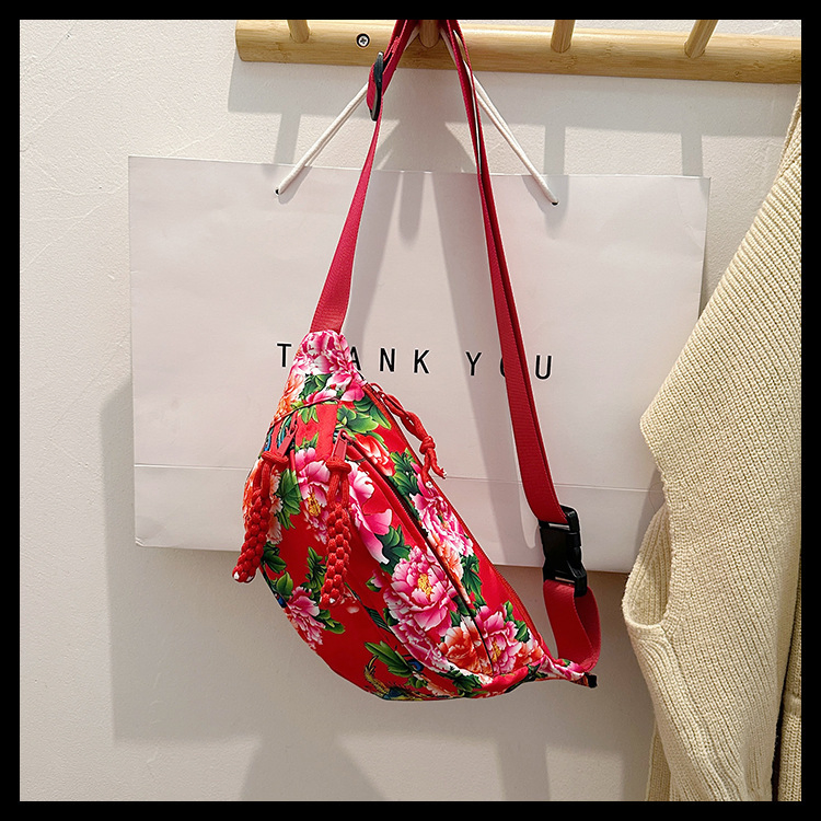 Xianghui Women Shoulder Bag Northeast Folk Pattern Ethnic Style Unique Chest Bag Women Trend Brand University Student Crossbody Bag Casual Bag