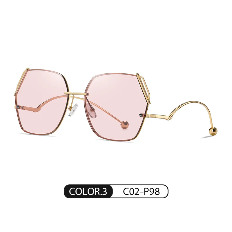 Premium Cat-Eye Sunglasses with UV Protection for Fashion Lovers
