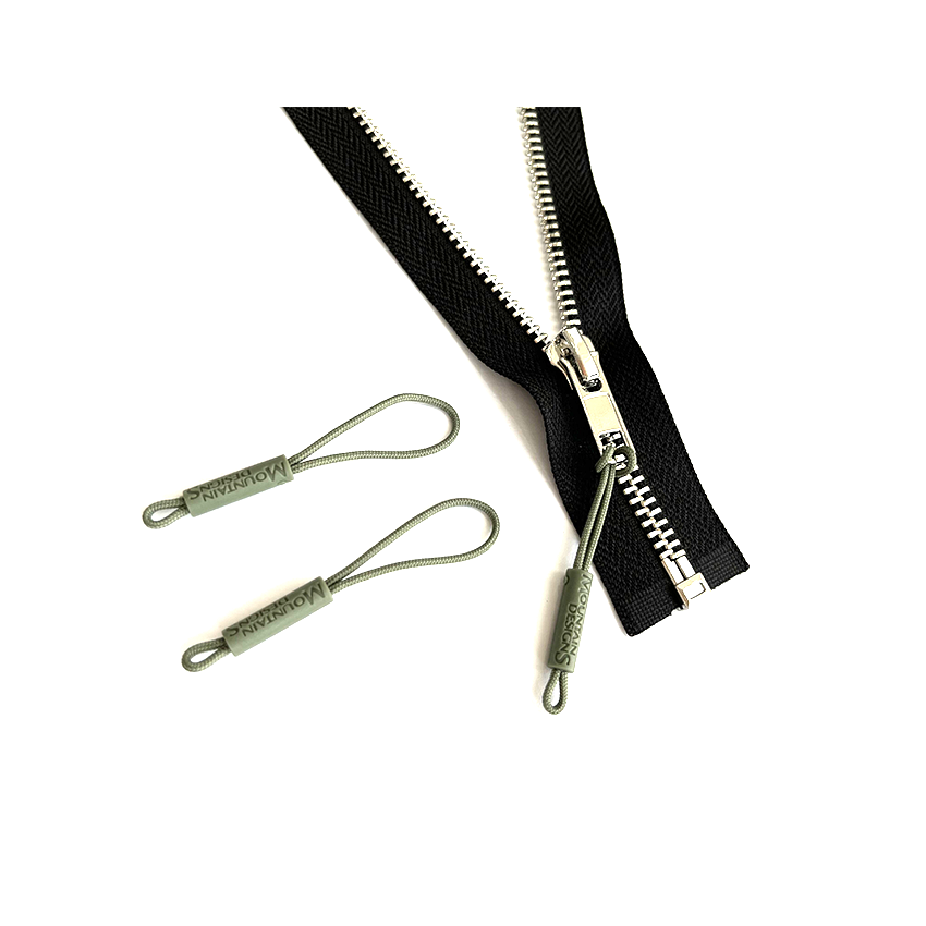 OEM ODM Manufacturer Custom Logo Silicone Rubber Soft PVC Green Rope Zipper Puller for Clothing Bags Garments Handbags