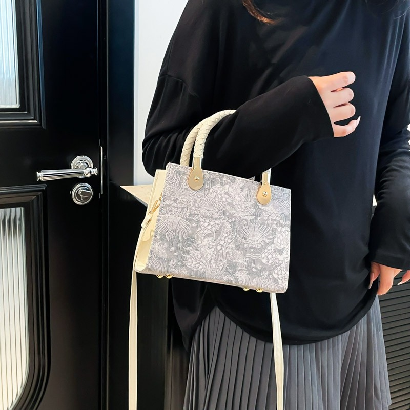 Leather Bag Manufacturer Factories in China Custom Wholesale OEM Low MOQ Embroidery Jacquard Braided Handle Women's Handbags