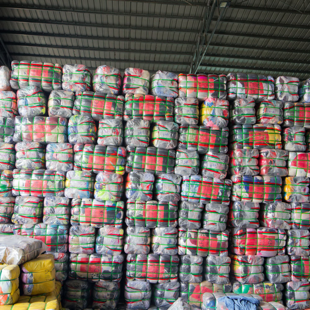 Factory Wholesale Used Branded Clothes in Bales