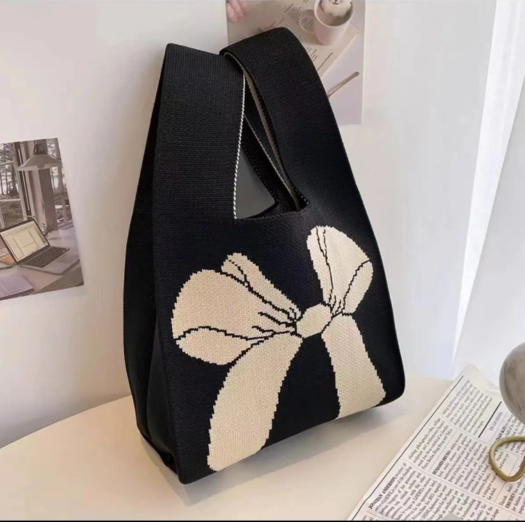 Wholesale New Fashion Small Size Handbag Cute Bow Vest Carrying Knit Bag with Plant Pattern Color Striped