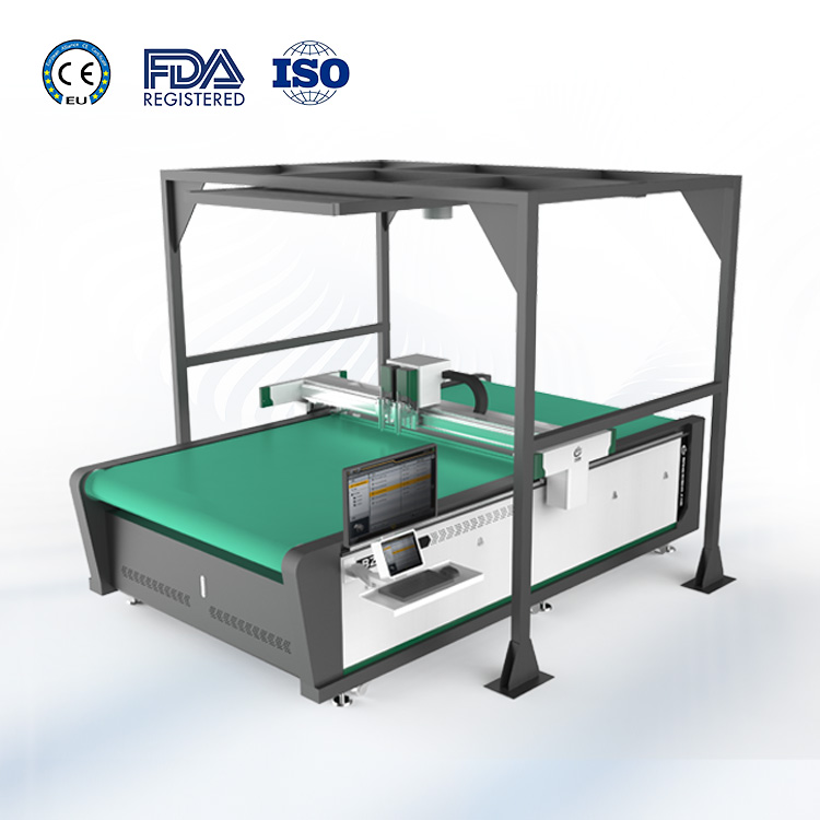 Automatic leather cutting machine workflow