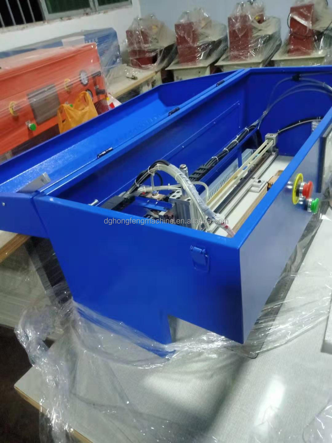 Leather Gluing Machine