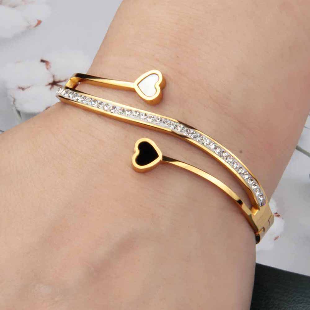 Jewelry Gift Accessories Wholesale Various Heart Shaped Creative Combination Gold Plated Stainless Steel Bracelets for Women