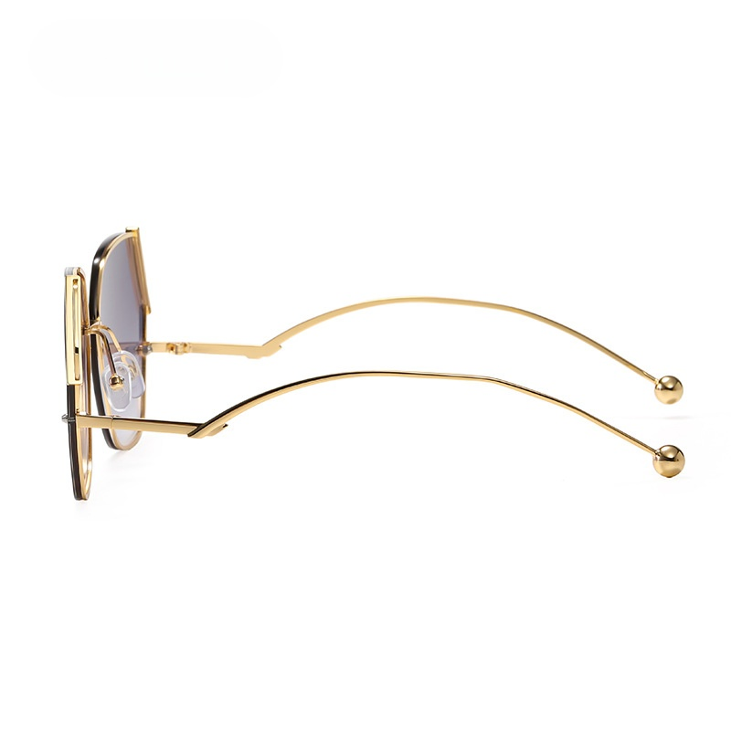 Premium Cat-Eye Sunglasses with UV Protection for Fashion Lovers